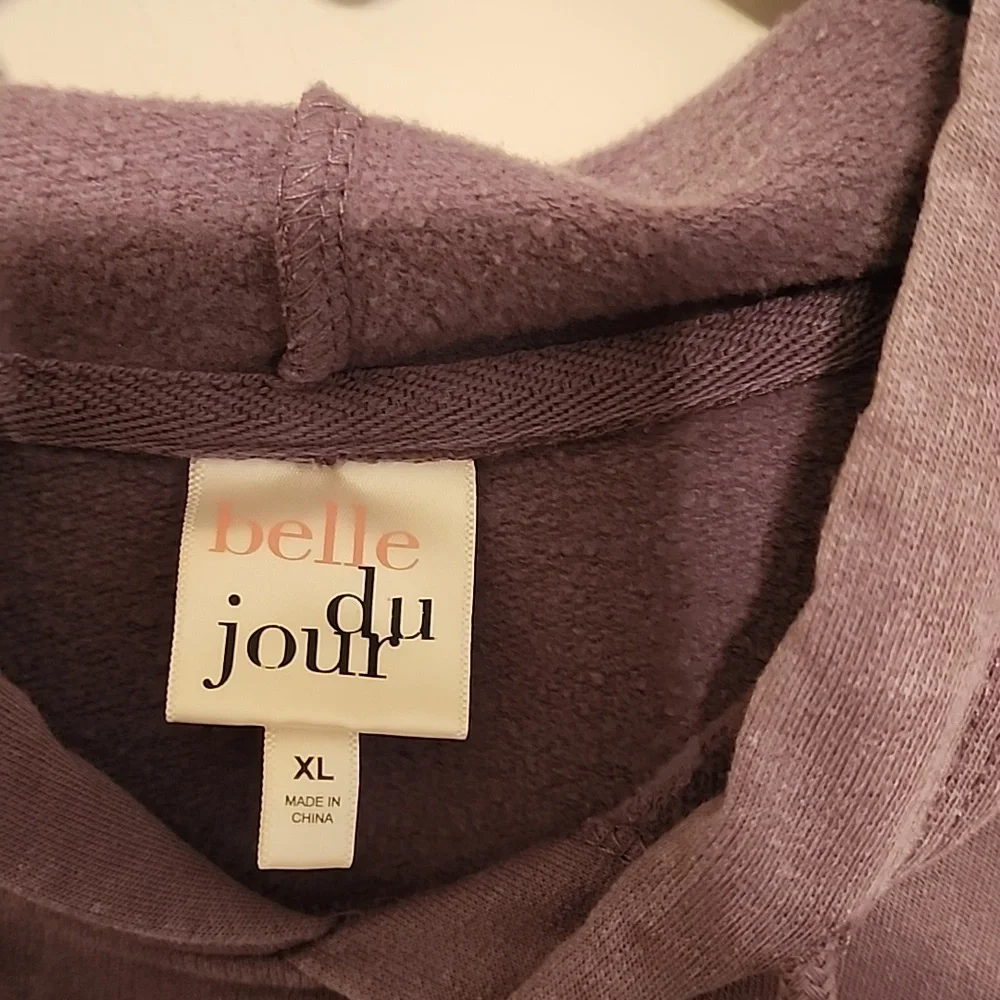 Sweatshirt - Picture 3 of 4